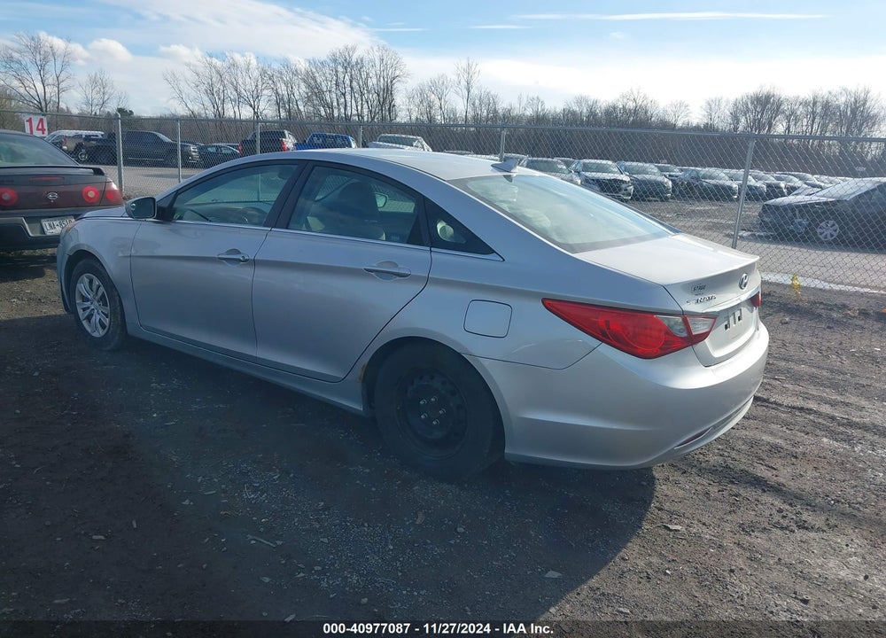 2011 HYUNDAI SONATA VIN: 5NPEB4AC8BH196162