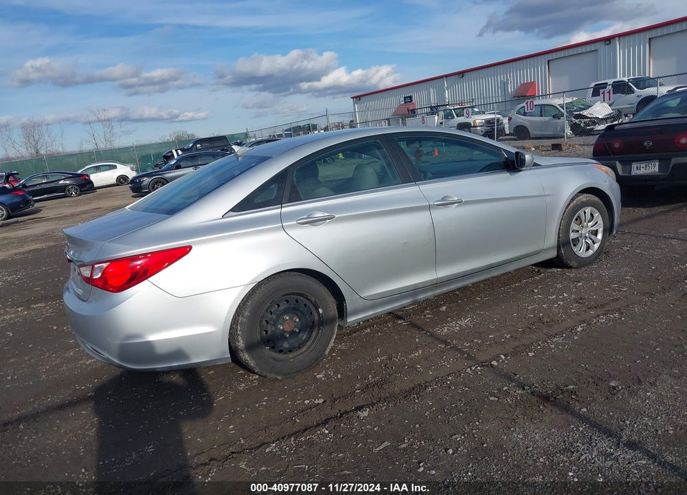 2011 HYUNDAI SONATA VIN: 5NPEB4AC8BH196162