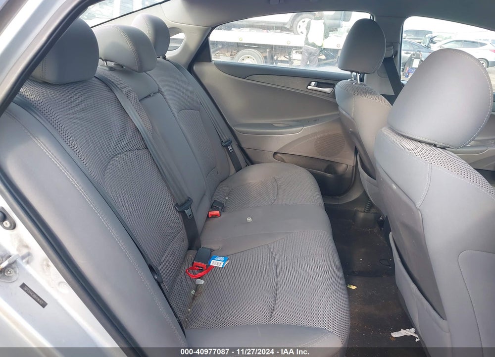 2011 HYUNDAI SONATA VIN: 5NPEB4AC8BH196162