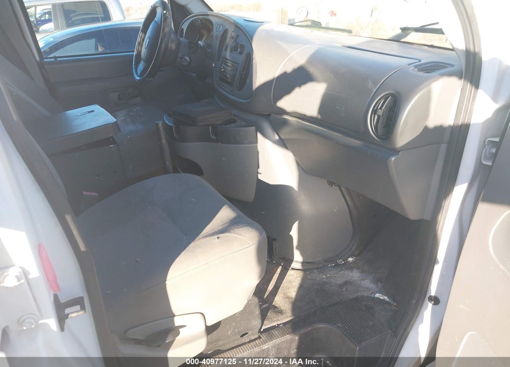 2008 FORD E-250 VIN: 1FTNE24L68DA83090