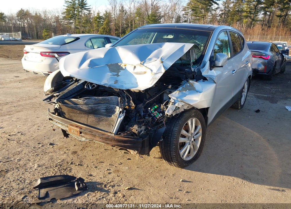 2013 HYUNDAI TUCSON LIMITED VIN: KM8JUCAC8DU623444