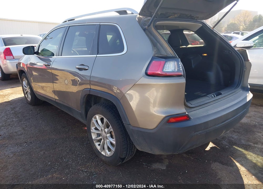 2019 JEEP CHEROKEE LATITUDE VIN: 1C4PJLCB2KD153470