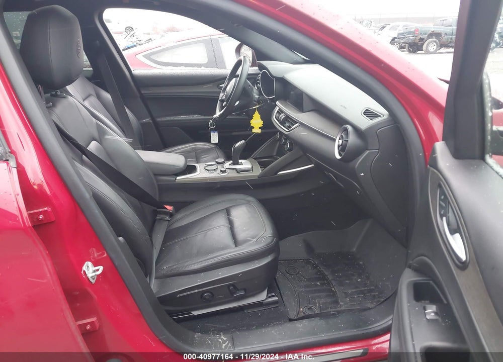 2022 ALFA ROMEO STELVIO TI AWD VIN: ZASPAKBNXN7D24434