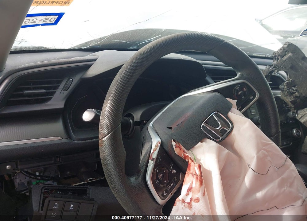 2020 HONDA CIVIC LX VIN: 2HGFC2F68LH557961