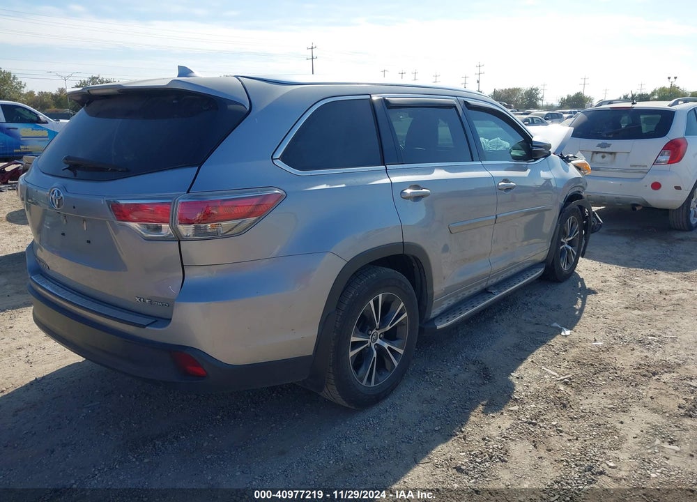 2016 TOYOTA HIGHLANDER VIN: 5TDJKRFH1GS285752