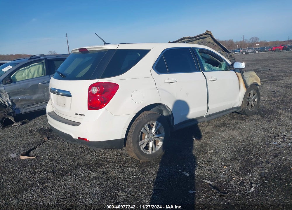 2014 CHEVROLET EQUINOX LS VIN: 1GNFLEEK9EZ137120