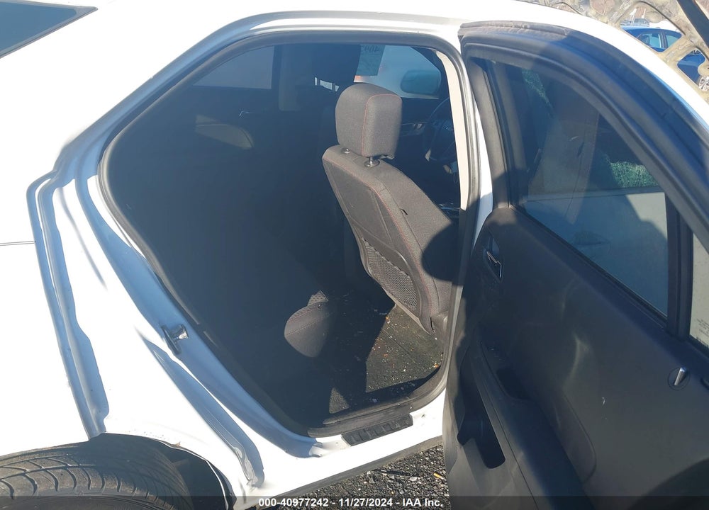2014 CHEVROLET EQUINOX LS VIN: 1GNFLEEK9EZ137120