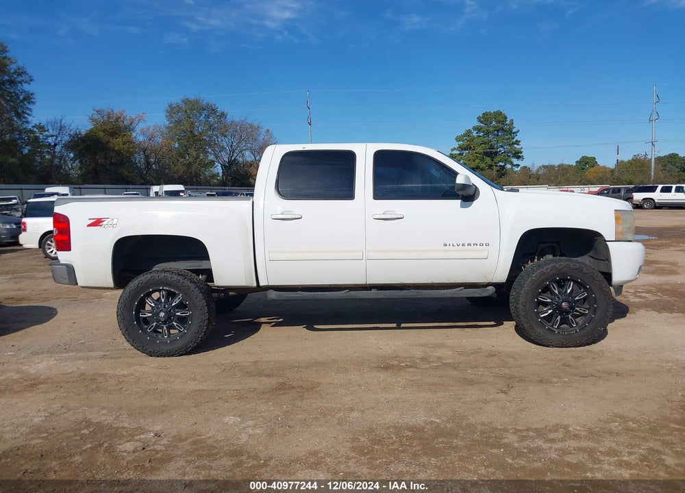 2011 CHEVROLET SILVERADO 1500 LTZ VIN: 3GCPKTE34BG391374
