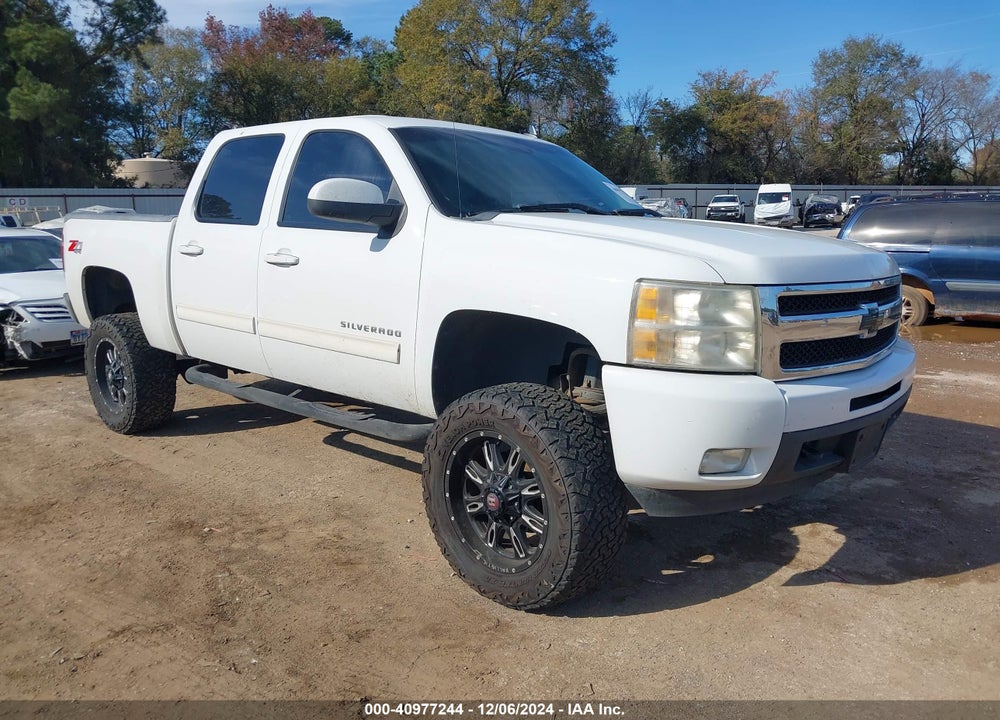 2011 CHEVROLET SILVERADO 1500 LTZ VIN: 3GCPKTE34BG391374