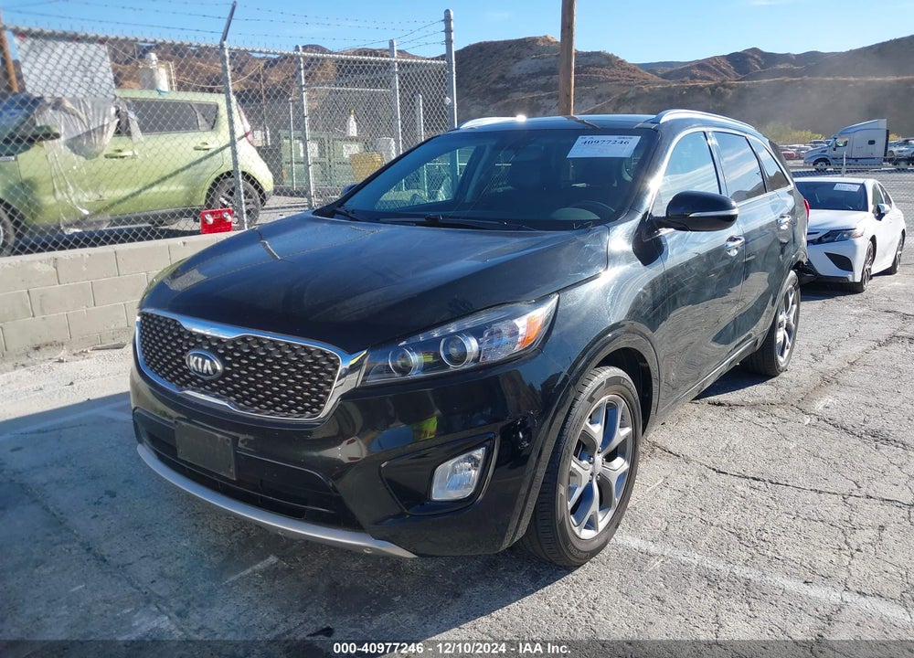 2016 KIA SORENTO 3.3L SX VIN: 5XYPK4A54GG169727