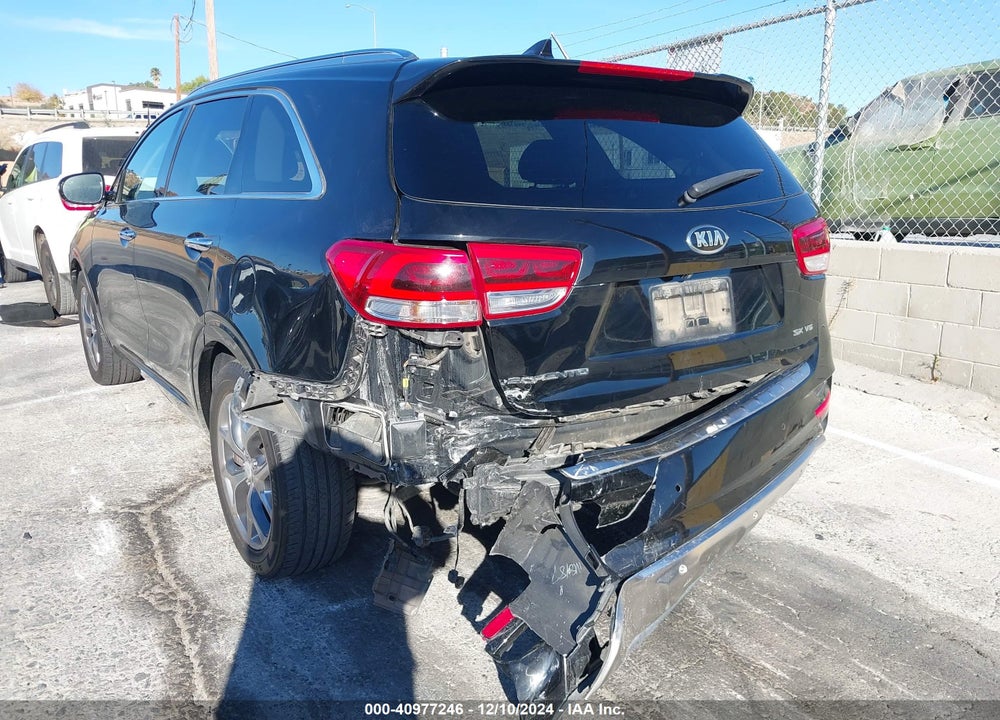 2016 KIA SORENTO 3.3L SX VIN: 5XYPK4A54GG169727