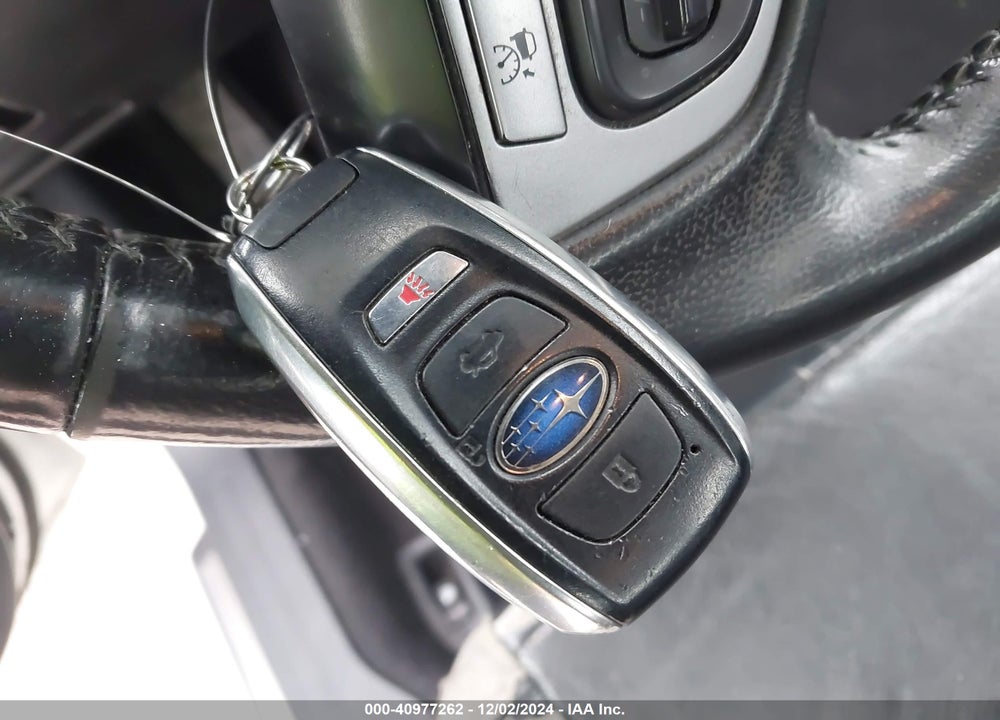 2016 SUBARU LEGACY 2.5I LIMITED VIN: 4S3BNBN61G3041037