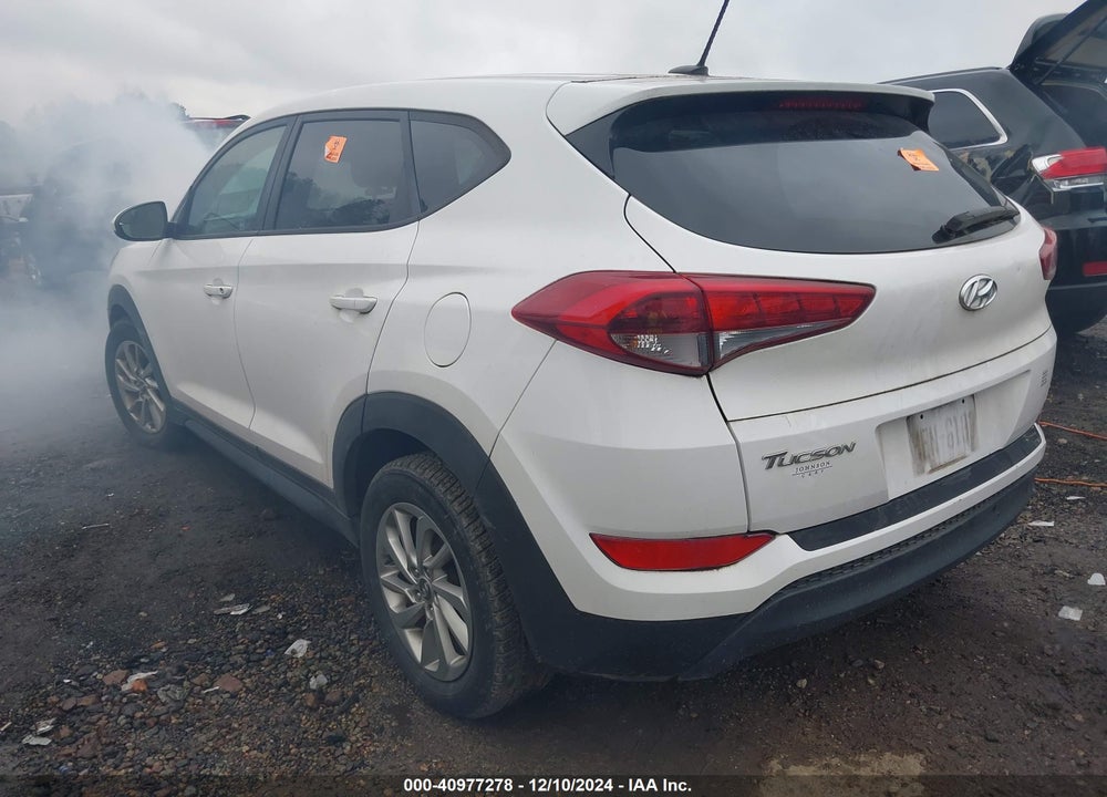2016 HYUNDAI TUCSON SE VIN: KM8J23A49GU243385