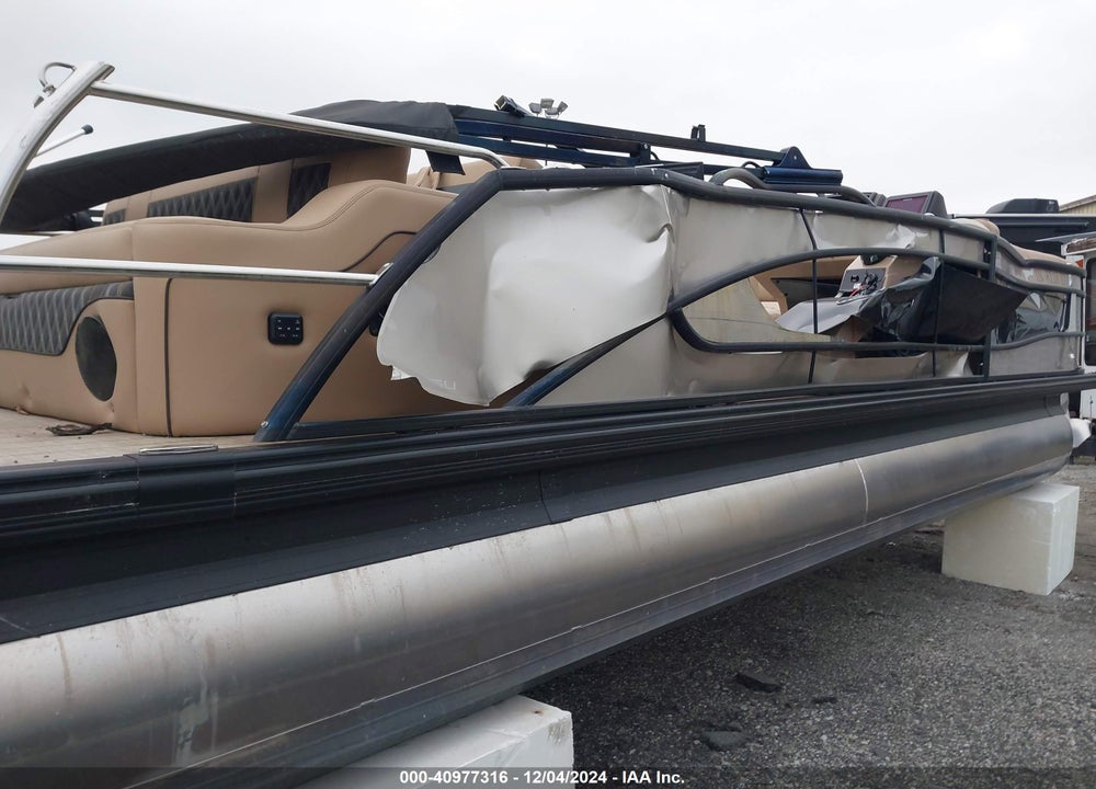 2022 BARLETTA PONTOON VIN: BDF10089C222