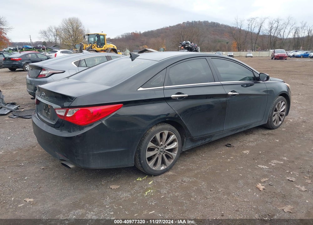 2011 HYUNDAI SONATA SE VIN: 5NPEC4AC0BH262684
