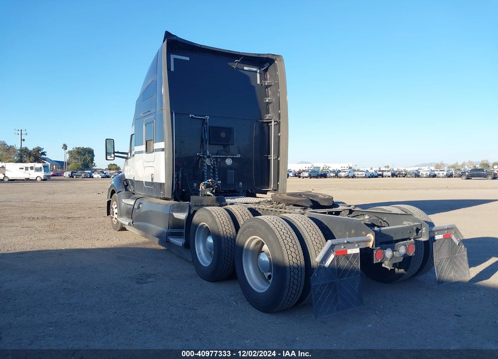 2019 KENWORTH T680 VIN: 1XKYD49X8KJ352873