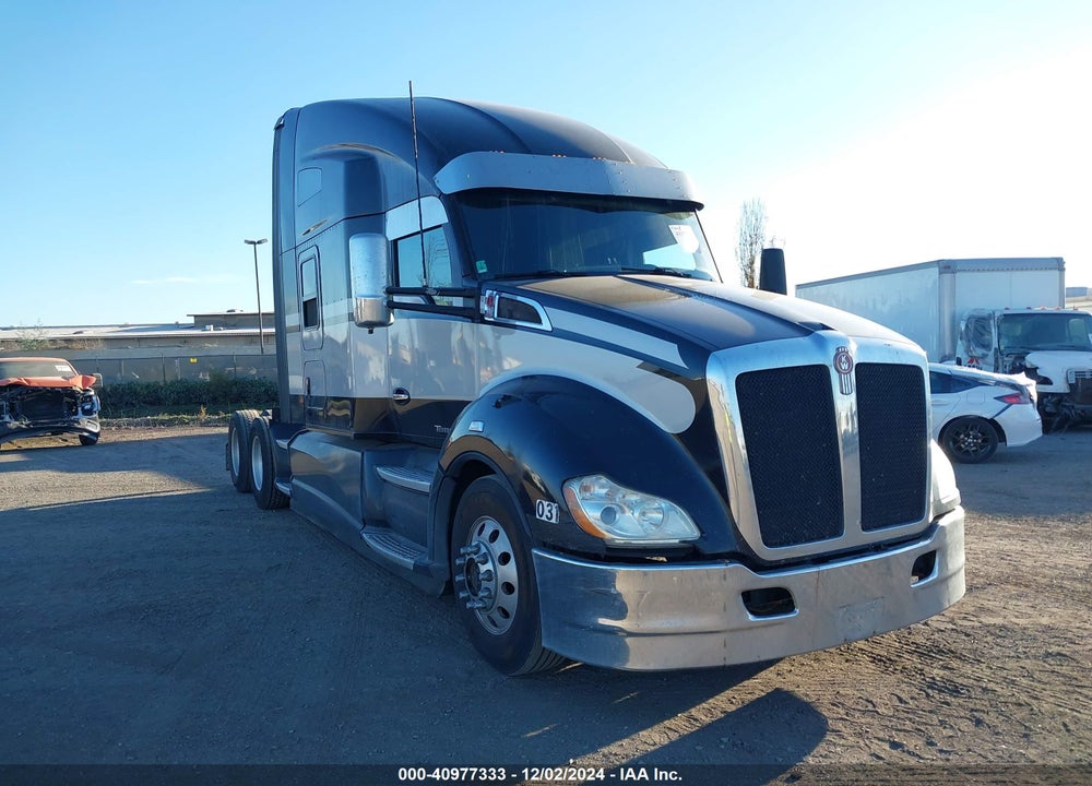 2019 KENWORTH T680 VIN: 1XKYD49X8KJ352873