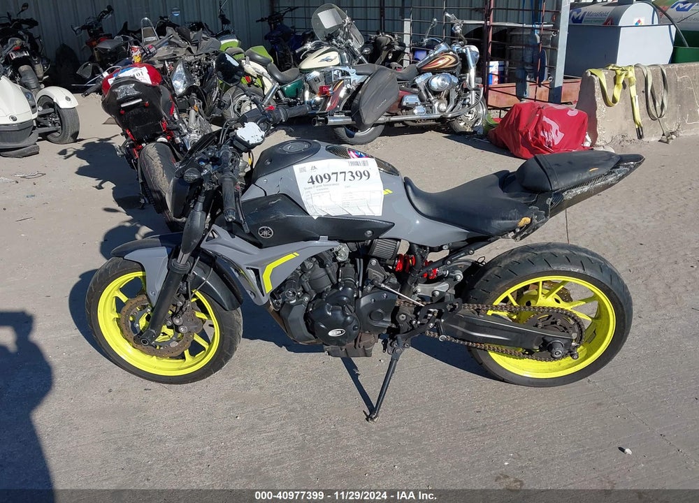 2016 YAMAHA FZ07 VIN: JYARM06E2GA008390