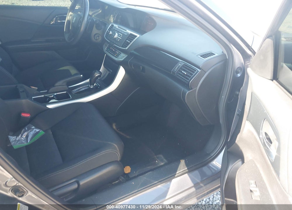 2015 HONDA ACCORD SPORT VIN: 1HGCR2F57FA270977
