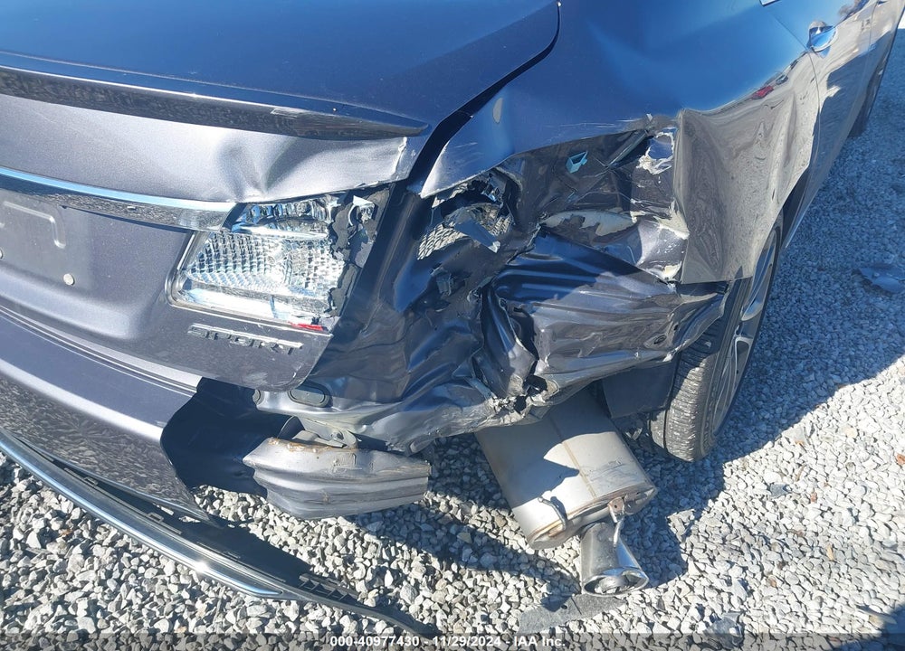 2015 HONDA ACCORD SPORT VIN: 1HGCR2F57FA270977