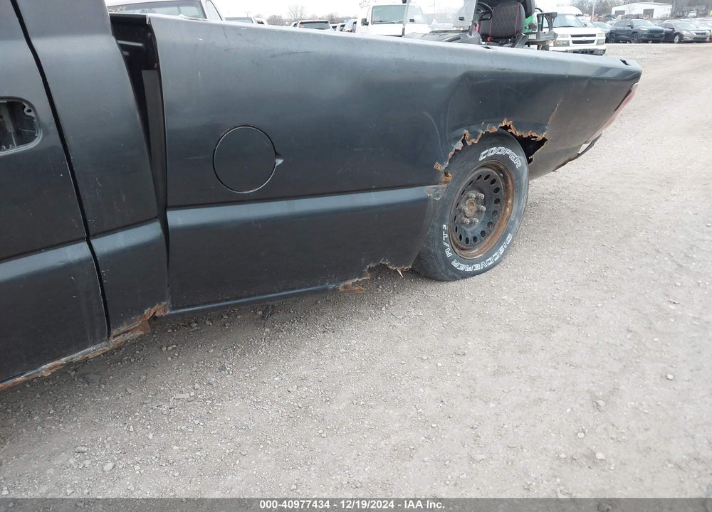 2005 CHEVROLET SILVERADO 1500 WORK TRUCK VIN: 1GCEC14X65Z196927
