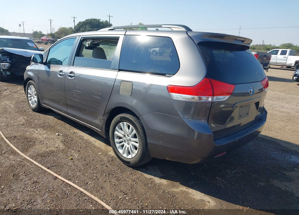 2014 TOYOTA SIENNA XLE LIMITED VIN: 5TDYK3DC0ES434037