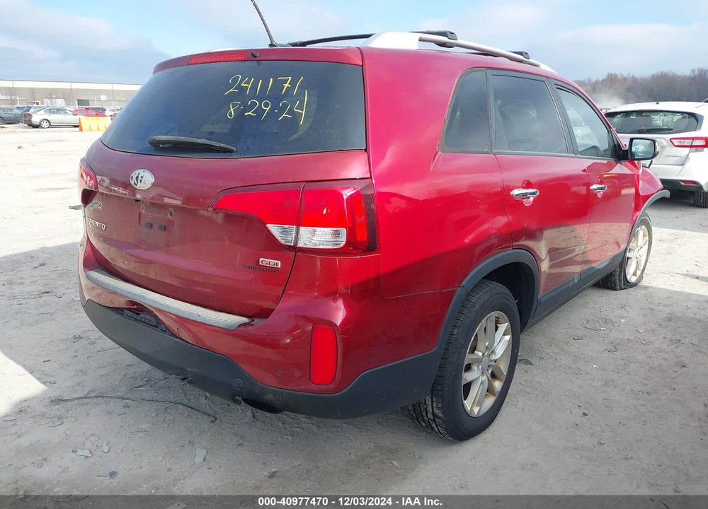 2014 KIA SORENTO LX VIN: 5XYKTDA69EG518653