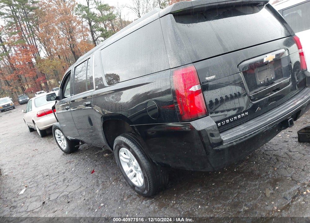 2018 CHEVROLET SUBURBAN LT VIN: 1GNSKHKC6JR164656