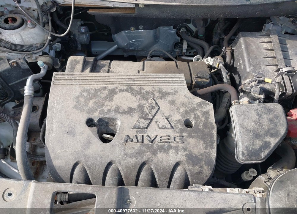 2017 MITSUBISHI OUTLANDER ES VIN: JA4AZ2A38HZ052220