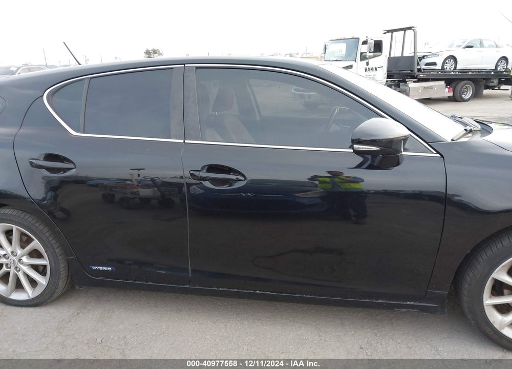 2013 LEXUS CT 200H VIN: JTHKD5BH0D2172180