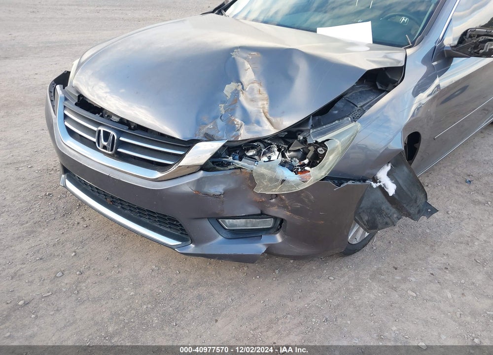 2013 HONDA ACCORD EX VIN: 1HGCR2F73DA095612