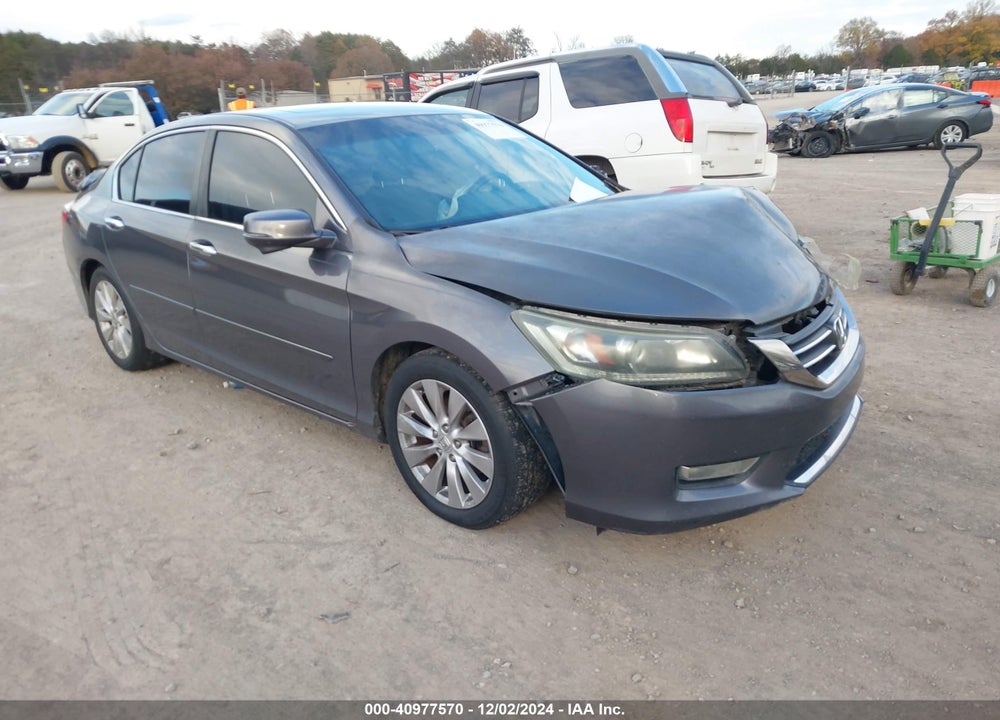 2013 HONDA ACCORD EX VIN: 1HGCR2F73DA095612
