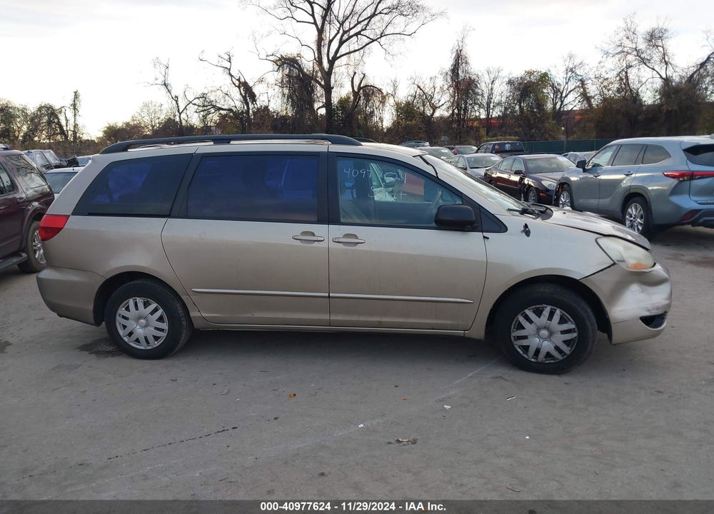 2004 TOYOTA SIENNA CE VIN: 5TDZA23CX4S016229