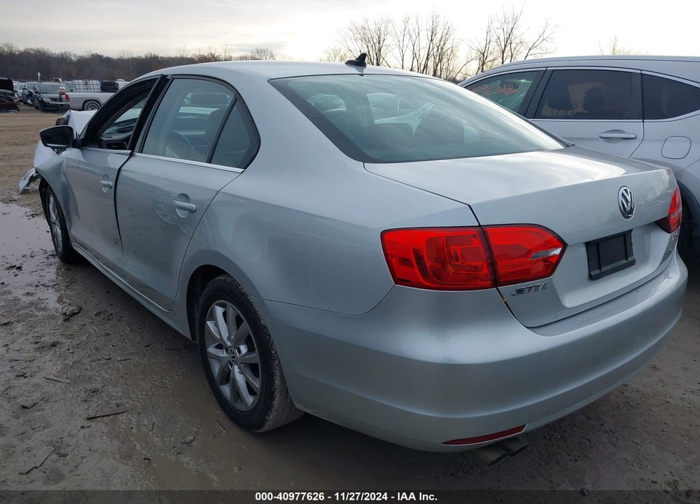 2013 VOLKSWAGEN JETTA VIN: 3VWDP7AJ4DM391974