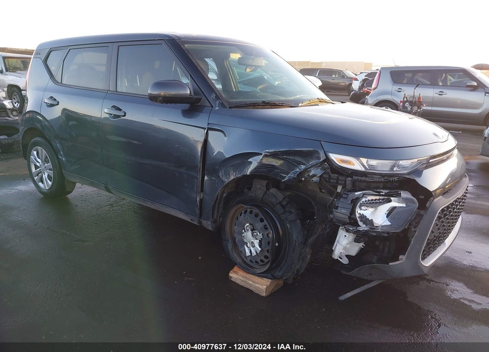 2020 KIA SOUL LX VIN: KNDJ23AU3L7088569