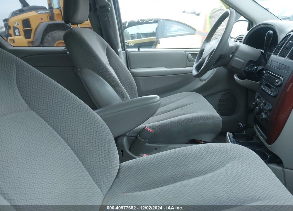2006 CHRYSLER TOWN & COUNTRY LX VIN: 2A4GP44R36R897060