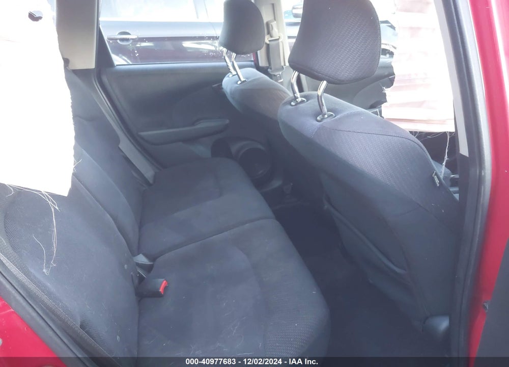 2013 HONDA FIT SPORT VIN: JHMGE8H56DC029844