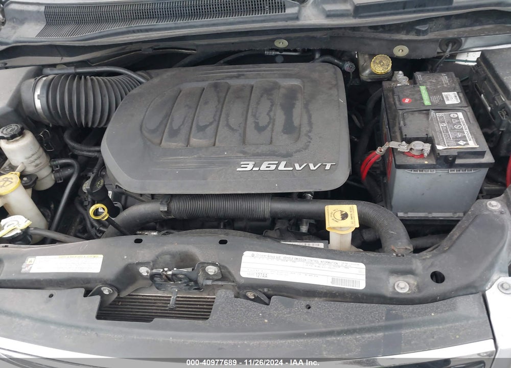 2011 CHRYSLER TOWN & COUNTRY LIMITED VIN: 2A4RR6DG1BR698371