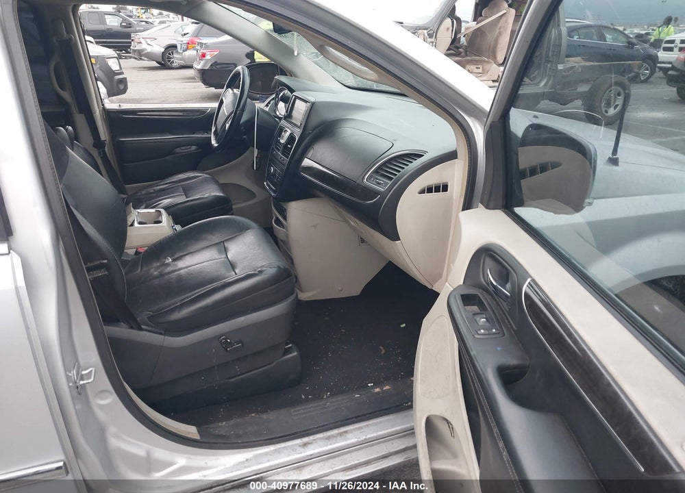 2011 CHRYSLER TOWN & COUNTRY LIMITED VIN: 2A4RR6DG1BR698371