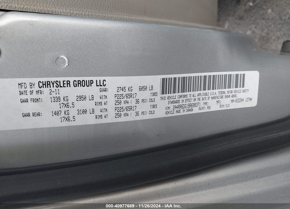2011 CHRYSLER TOWN & COUNTRY LIMITED VIN: 2A4RR6DG1BR698371