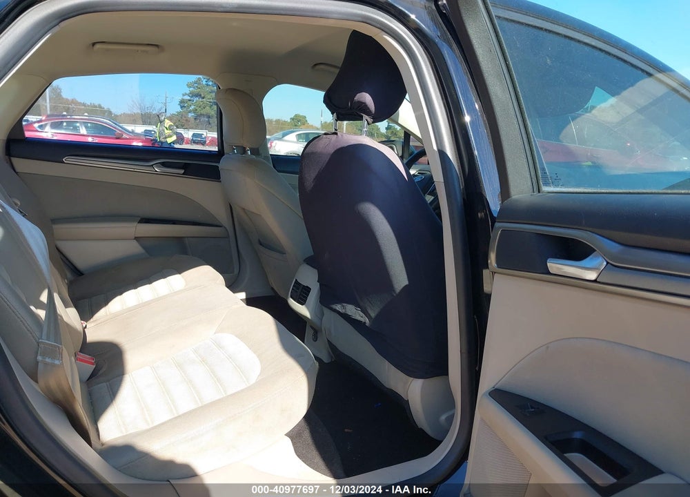2017 FORD FUSION SE VIN: 3FA6P0HD0HR407038