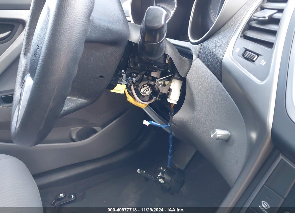 2014 HYUNDAI ELANTRA SE (ULSAN PLANT) VIN: KMHDH4AE2EU093224
