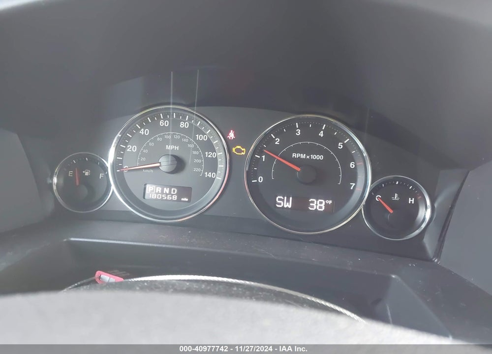 2008 JEEP COMMANDER SPORT VIN: 1J8HG48K28C173145