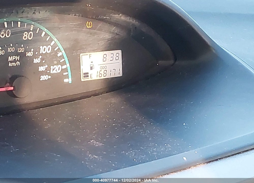 2010 TOYOTA YARIS VIN: JTDBT4K31A1355964