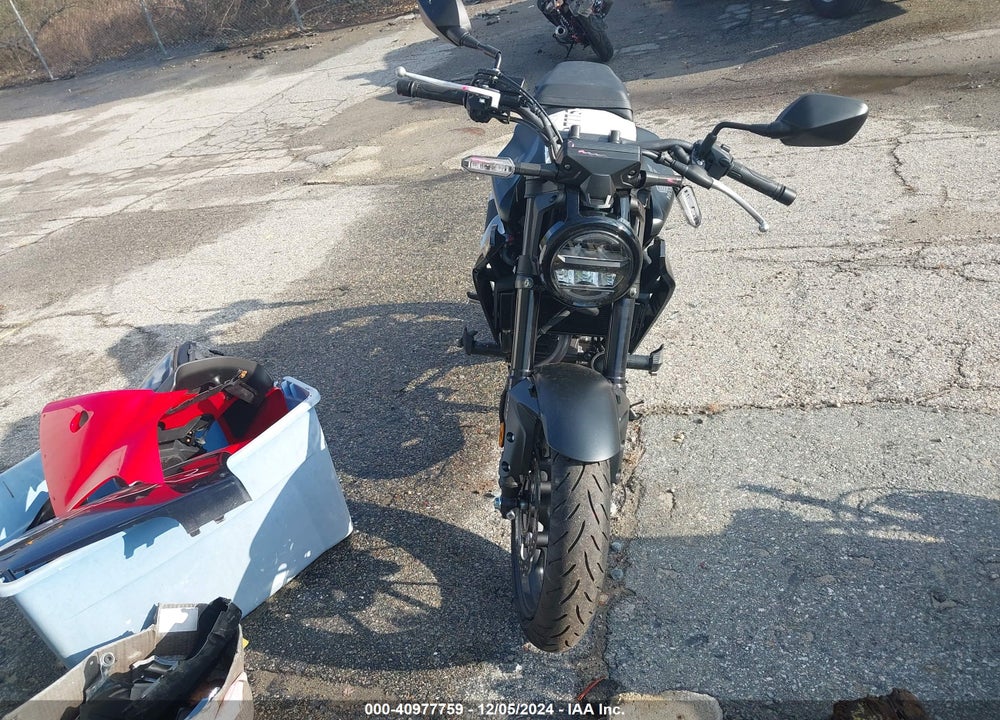 2024 HONDA CBF300 NA VIN: MLHNC555XR5401051