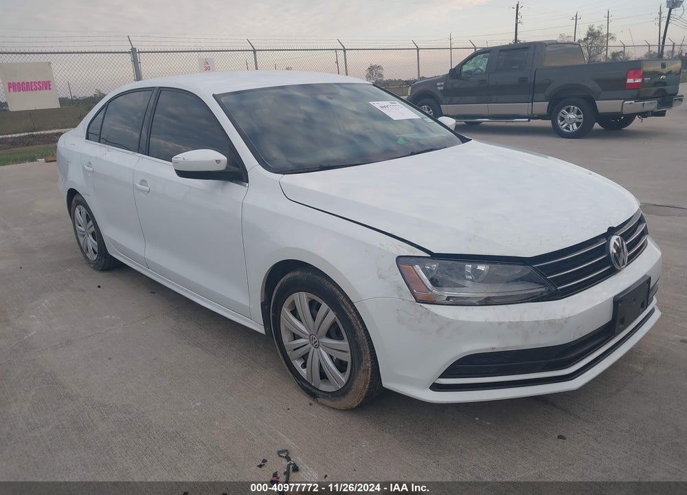 2017 VOLKSWAGEN JETTA 1.4T S VIN: 3VW2B7AJ1HM400593