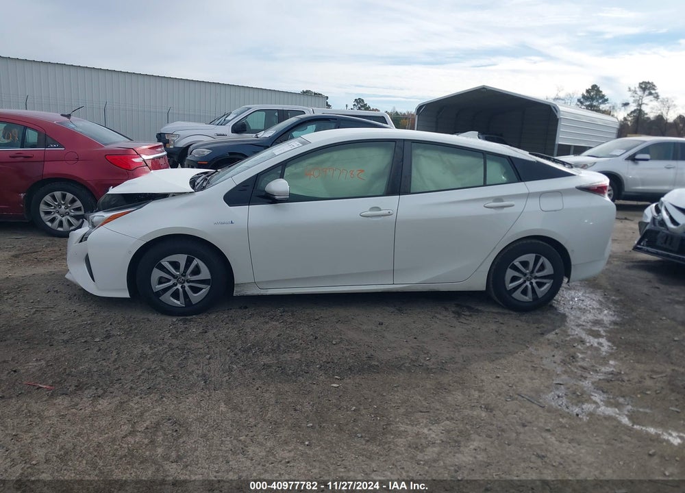 2017 TOYOTA PRIUS TWO VIN: JTDKBRFU3H3044599