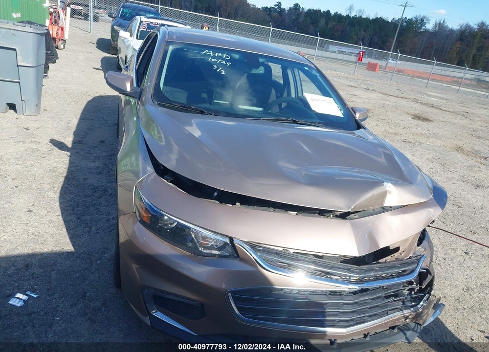 2018 CHEVROLET MALIBU LT VIN: 1G1ZD5ST1JF209528