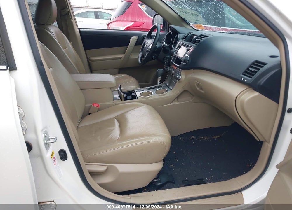 2013 TOYOTA HIGHLANDER VIN: 5TDZA3EH8DS037594