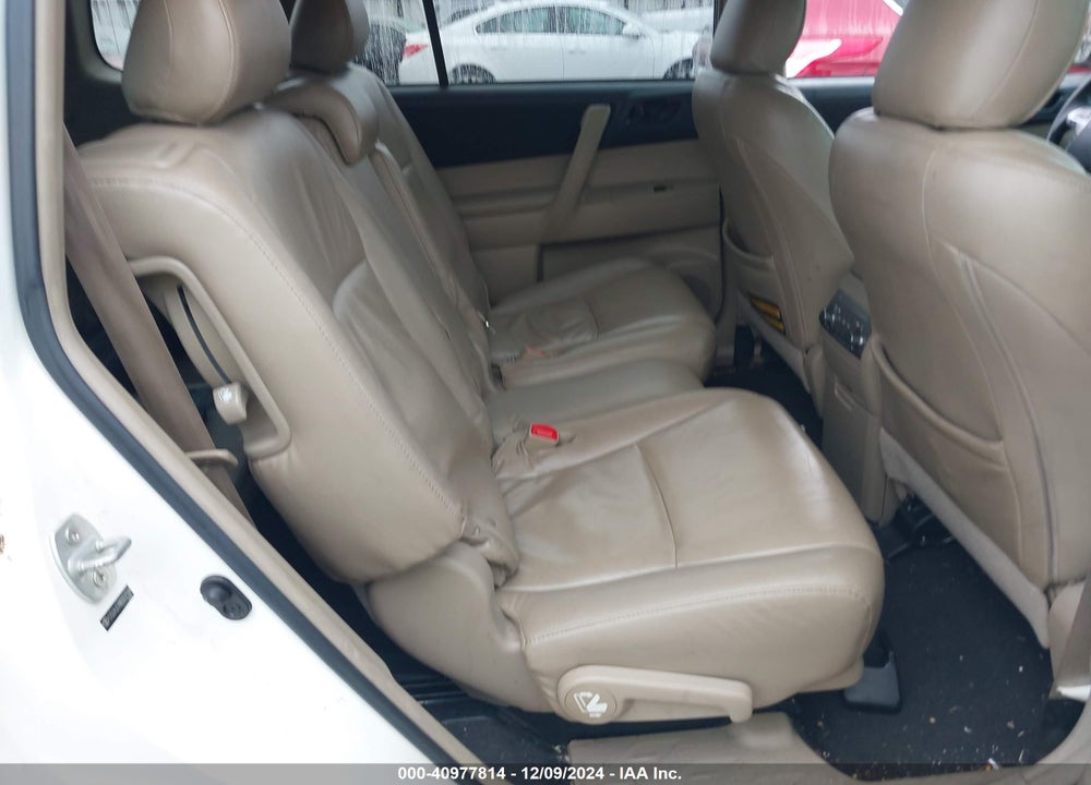 2013 TOYOTA HIGHLANDER VIN: 5TDZA3EH8DS037594